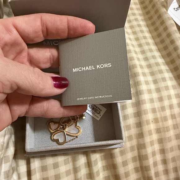 Michael Kors Gold Heart Charm Bracelet with Mother-of-Pearl Inlay - Picture 3 of 4